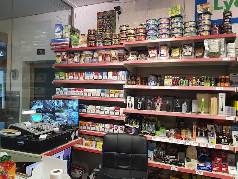 M+R7 Shop in Interlaken