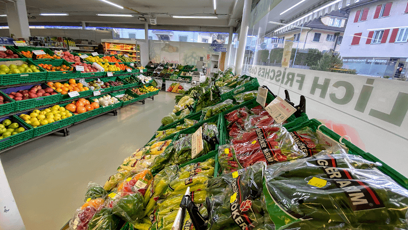 Global Supermarkt und Metzgerei in Interlaken