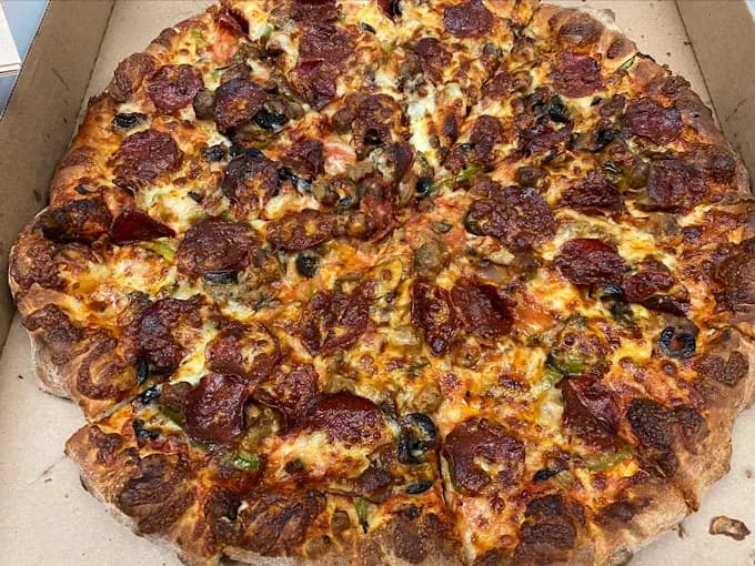 M & N's Pizza in Bethesda