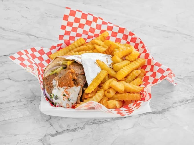 Yummys Gyros