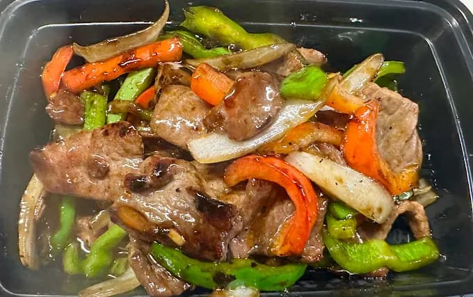 Phở & Thai in Westborough