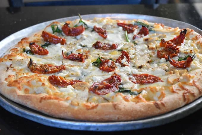 Cenario's Pizza