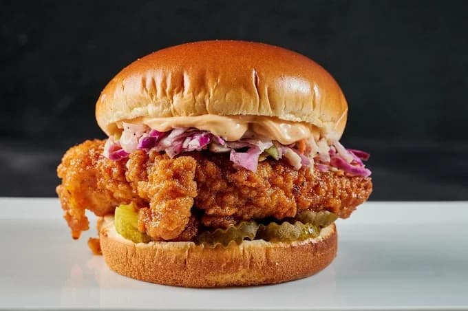Photo of Hot Chicks House of Chicken