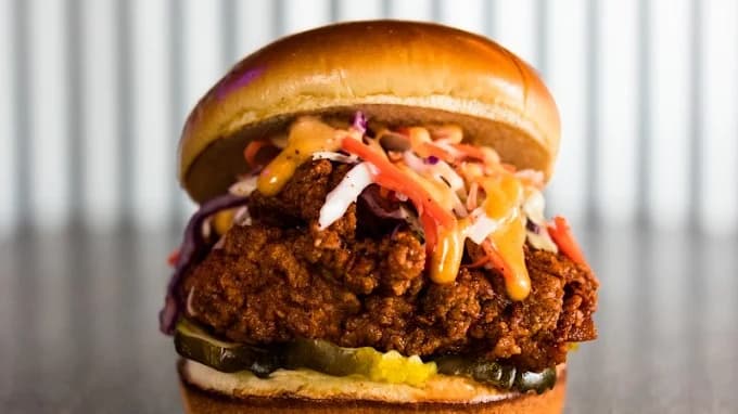 Photo of Hot Chicks House of Chicken