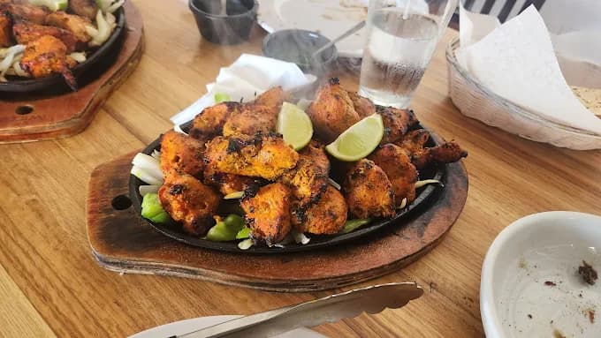 Cali Tandoor