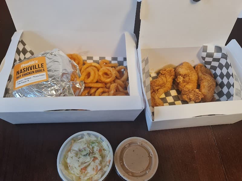 Frankie's Nashville Hot Chicken in Ancaster