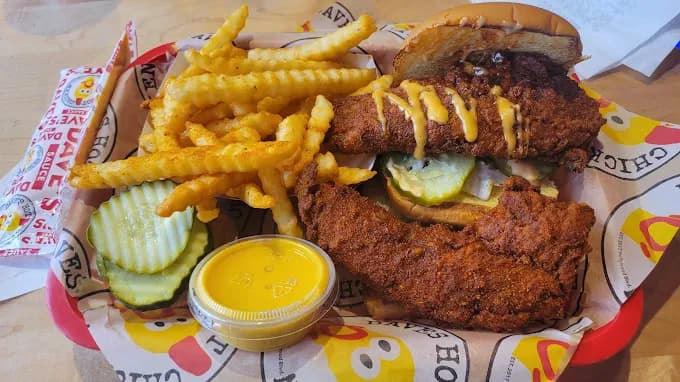 Dave's Hot Chicken in Beaverton