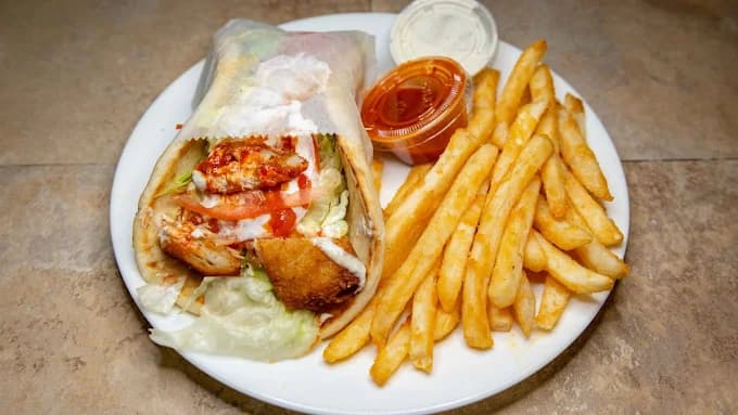 Delaware Chicken & Gyro in Middletown