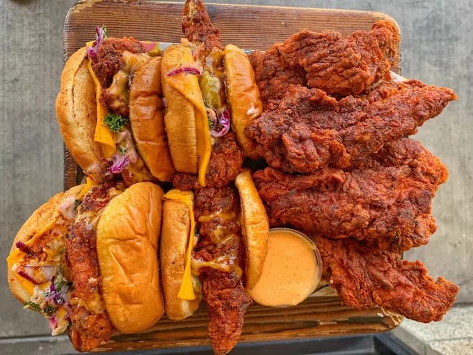 Dave's Hot Chicken in Queensbury