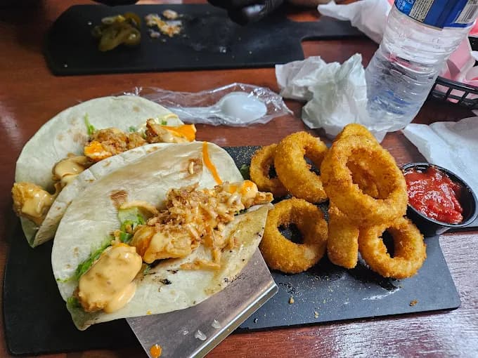 Little Angels Burgers & Wings