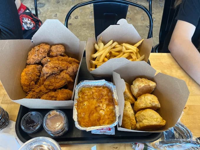 Mama's Fried Chicken Co.