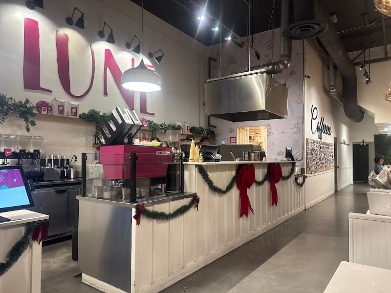 Lune Café