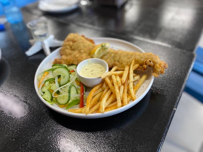 Dockside Grill & Café