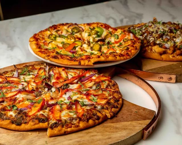 Tandoori Pizza & Wing Co in Atlanta