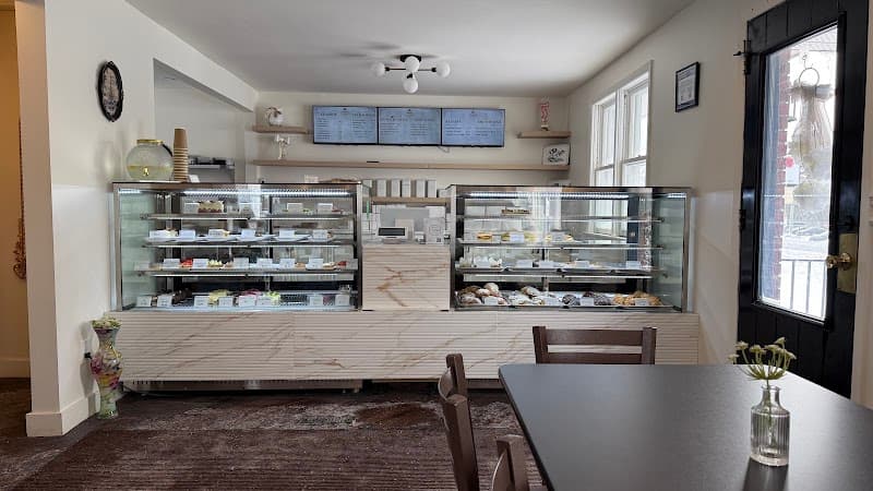 Vanille Café & Bakery