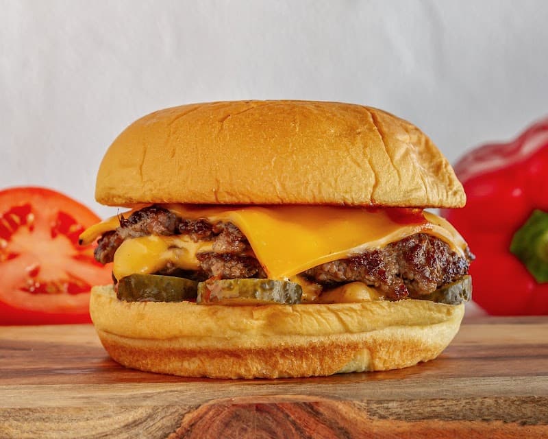 Ted's Burgers, Barbecue, Shakes