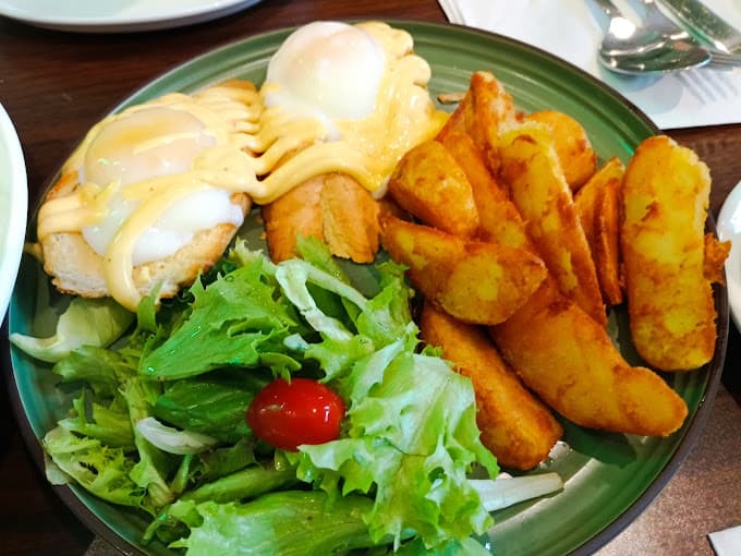 The Tree Café