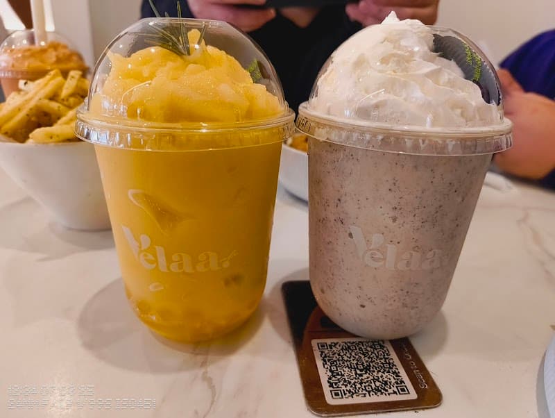 Velaa Café