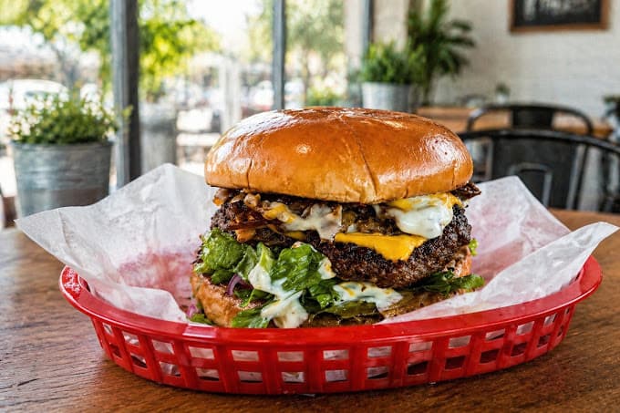 Shamsi's Simply Greek Halal