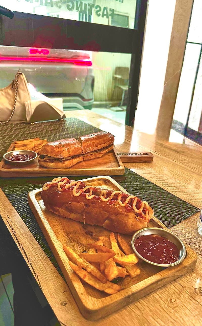 Panino Hotdog in Addis Ababa