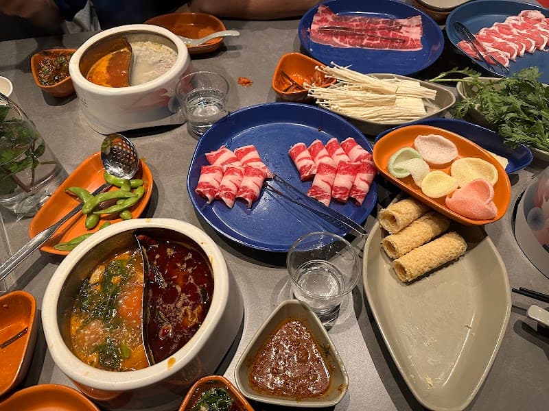 The Dolar Shop Hot Pot Manhattan