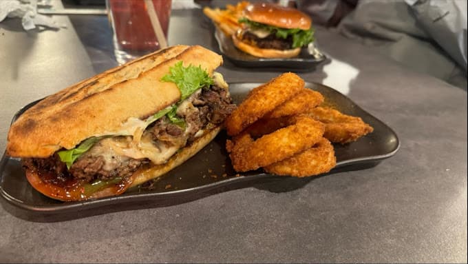 Beef N’ Buns