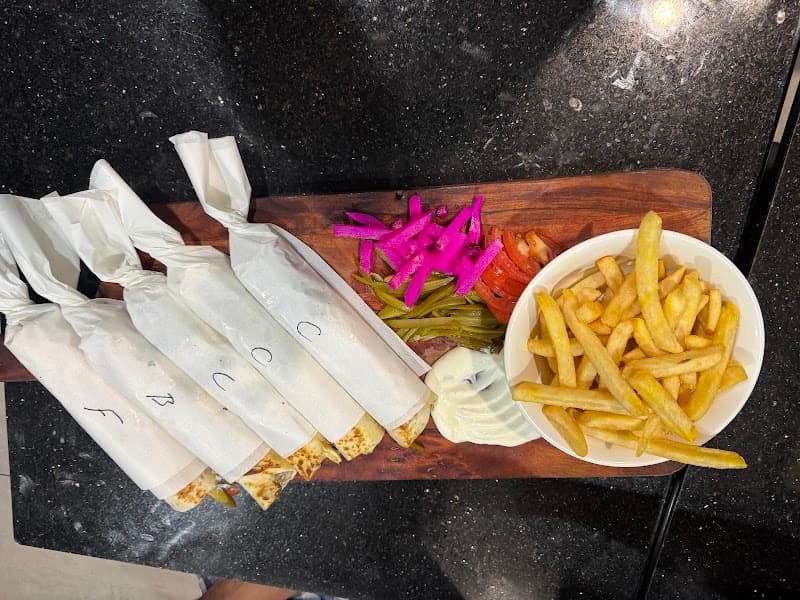 Zooroona Shawarma & Snack