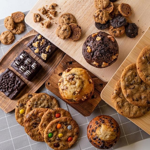 Famous Amos