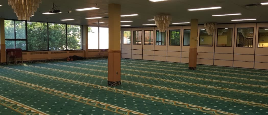 Anatolia Islamic Centre mosque in Mississauga, ON