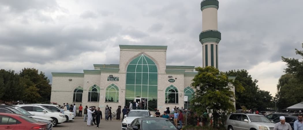 Masjid E Saliheen mosque in Mississauga, ON