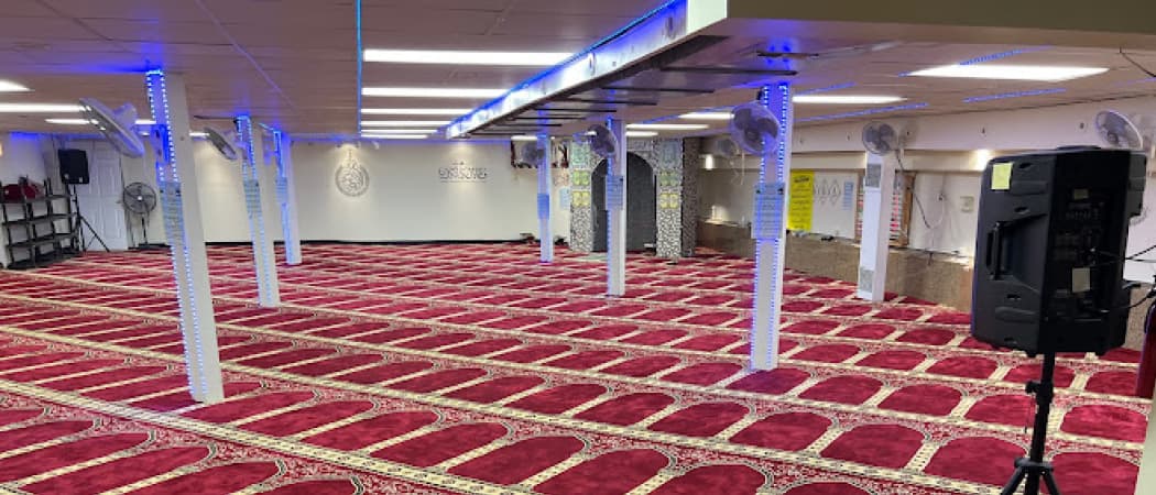 Masjid e Ayesha Siddiqah mosque in Chicago, IL