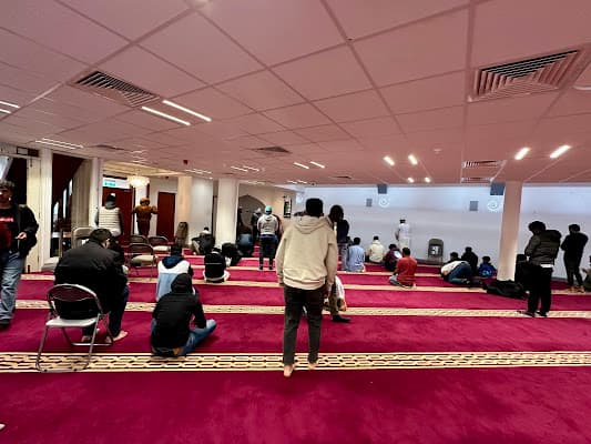 Central Jamme Mosque mosque in Reading, Berkshire