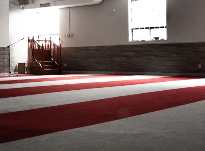 Masjidul-Furqaan & Islaamic Centre mosque in Toronto, ON