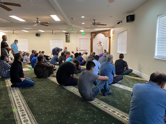 Noor Center/Seven Oaks Masjid mosque in Wesley Chapel, FL