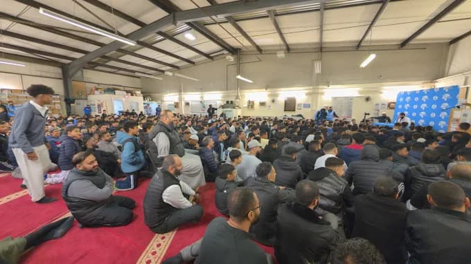 Abu Bakr Mosque & Community Centre mosque in Middlesbrough, North Yorkshire