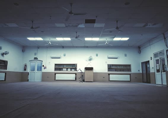 Masjid al-Ghurabaa mosque in Luton, Bedfordshire