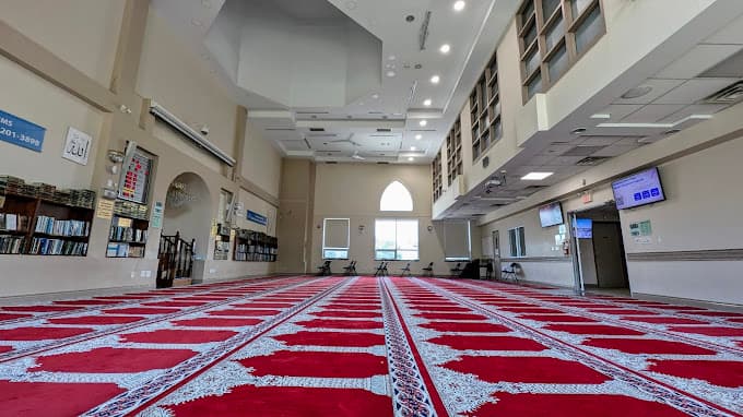 Masjid Al-Farooq mosque in Mississauga, ON