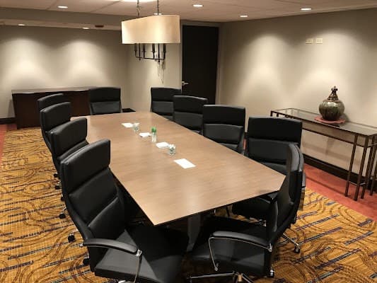 Holiday Inn (Jumah Prayer)