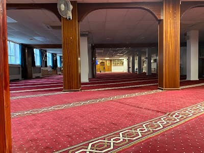 Al Muntada Al Islami Trust mosque in Hammersmith & Fulham, Greater London