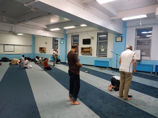 Assunna Annabawiya Mosque mosque in Montreal, QC