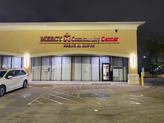Masjid Al-Qur'an (Mercy Community Center) mosque in Houston, TX