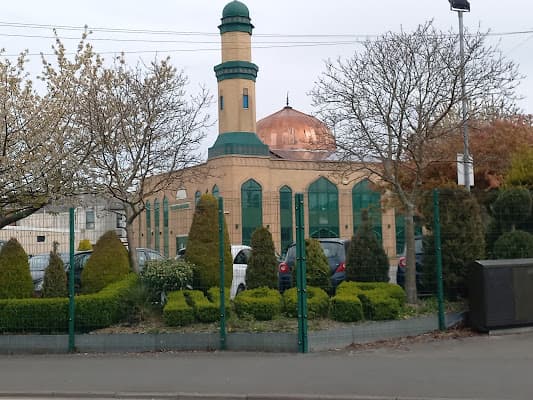 Gujerat Sunni Muslim Community Centre