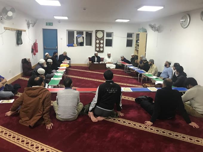 Jamea Darus-Sunnah mosque in London, Greater London