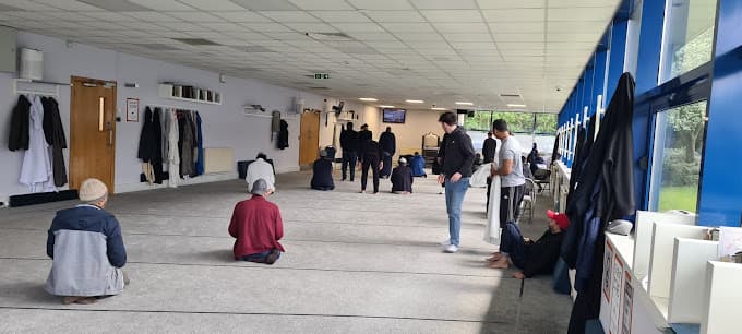 Bracknell Islamic Cultural Society Jumma Prayer Hall mosque in Bracknell, Berkshire
