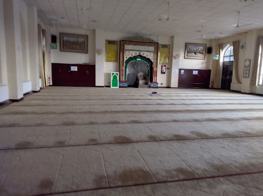 Markazi Jamia Masjid Anwar-e-Madina mosque in Dewsbury, West Yorkshire