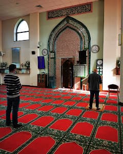 Hounslow Jamia Masjid mosque in Hounslow, Greater London