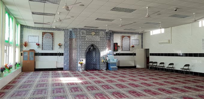 Totteridge Mosque mosque in High Wycombe, Buckinghamshire