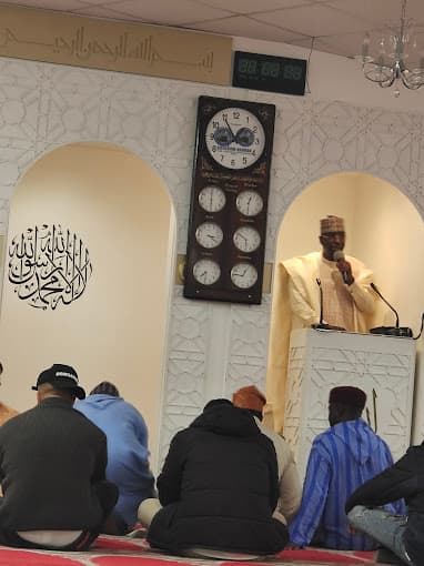 Assalatur-Rahman Islamic Association mosque in London, Greater London