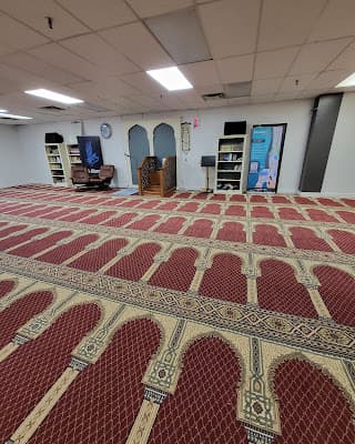 Alabrar Muslim Association mosque in Aurora, ON