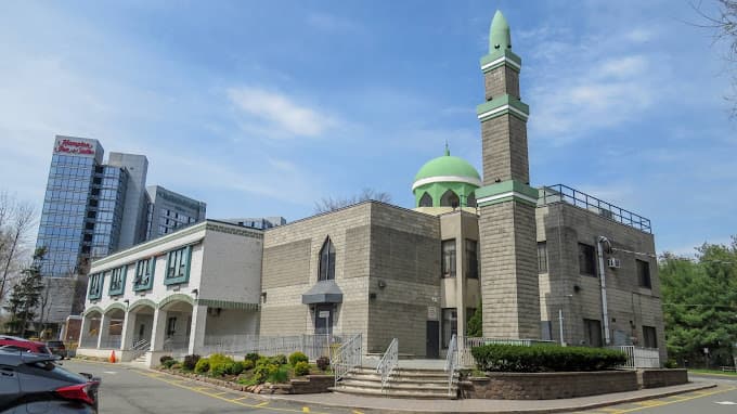 Dar-ul-Islah mosque in Teaneck, NJ